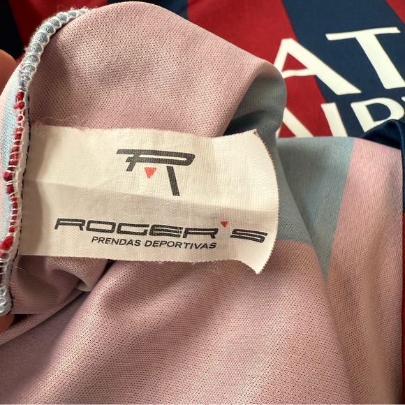 Official Messi Barcelona FCB Soccer Futball Jersey - Qatar Airways- Red and Blue - Picture 8 of 10